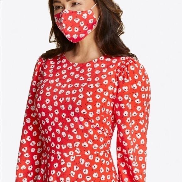 Bundle NWT Red Floral DraperJames Face mask Ipsy - Picture 1 of 8
